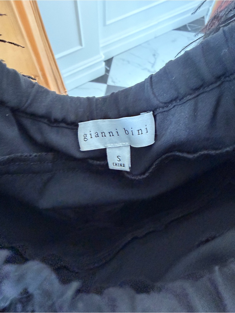 Gianni Bini Black Feathered Crop Top - Picture 2 of 5